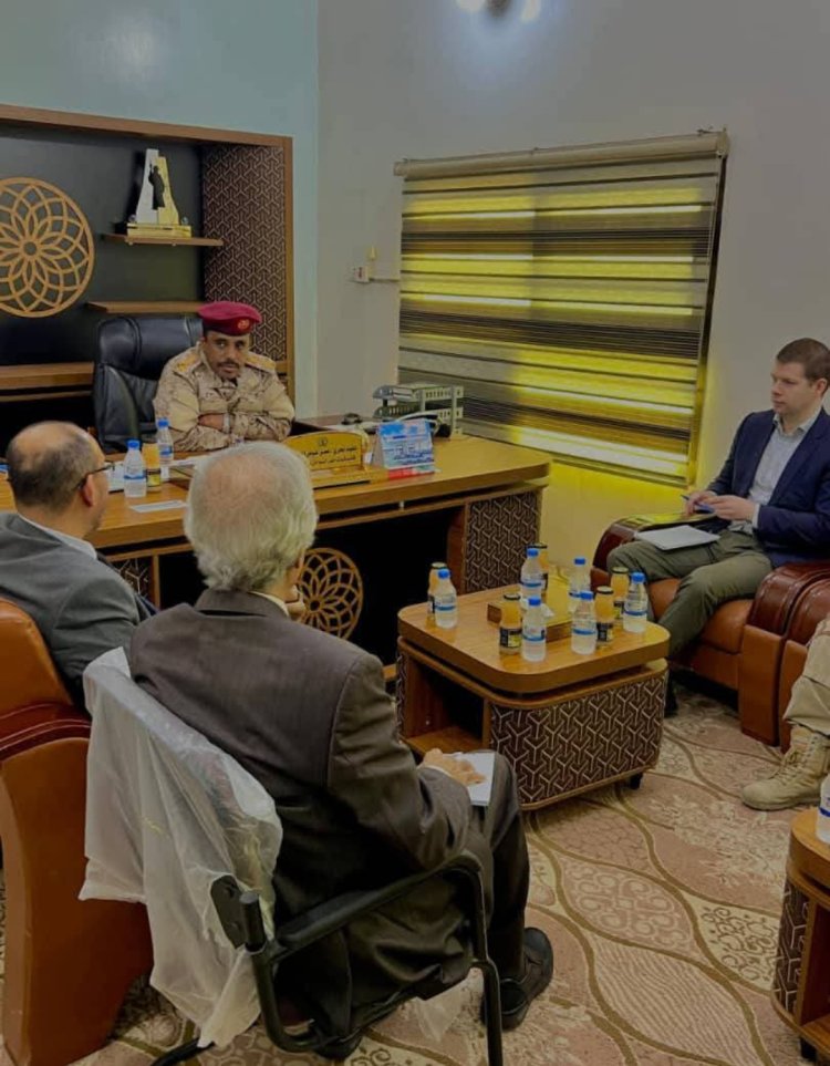 العقيد الصاعي يبحث مع وفد المبعوث الأممي سبل تعزيز الأمن البحري ومكافحة التهريب