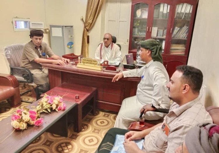 القائم بأعمال أمين عام محلي سيحوت يلتقي اللجنة المكلفة من الهيئة العامة للمصائد السمكية بالمحافظة بشأن الإحصائيات السمكية بالمديرية