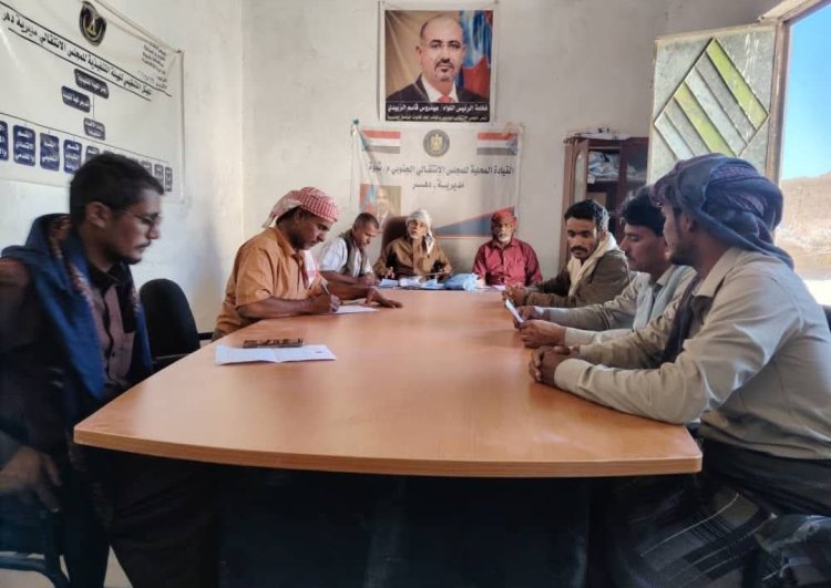 تنفيذية انتقالي دهر تعقد اجتماعها الدوري لشهر أكتوبر