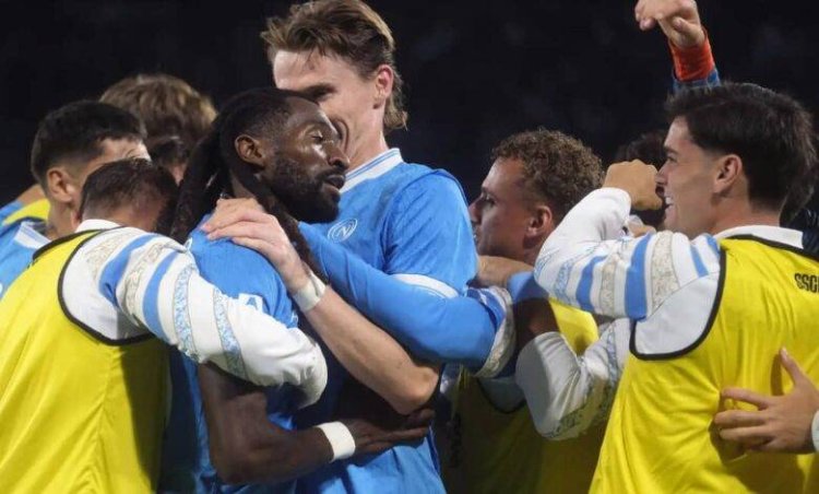 نابولي يضمد جراحه بانتصار عريض على إنتر ميلان