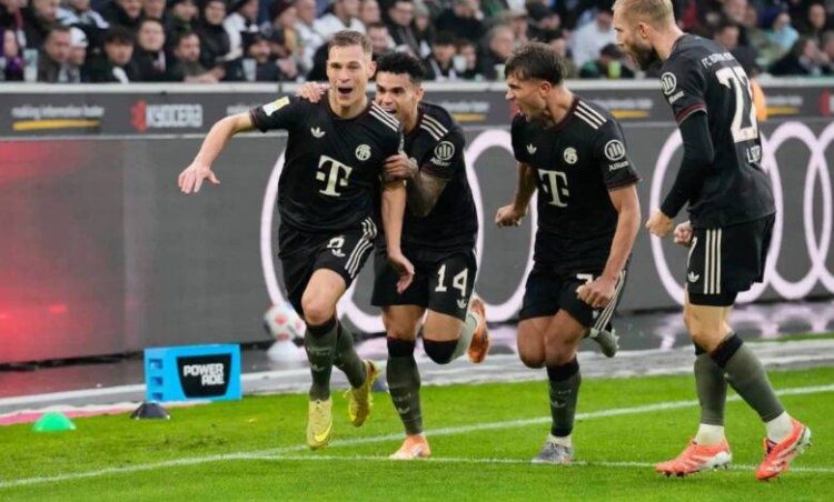 بايرن ميونخ يعزز صدارته للدوري الألماني بفوز عريض على مونشنجلادباخ