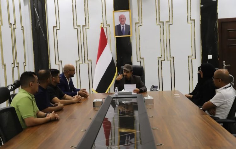 محافظ حضرموت يلتقي قيادة جمعية النهضة ويؤكد الاهتمام بشريحة ذوي الهمم ودراسة إنشاء مبنى لخدمة المناطق النائية