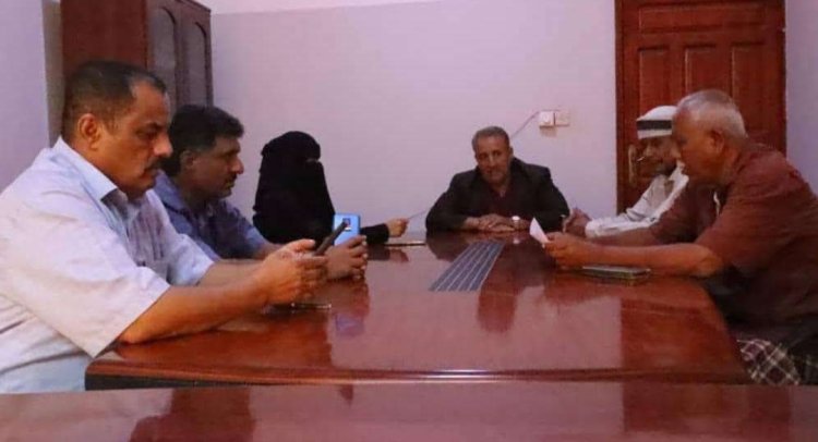 فريق التوجيه والرقابة الرئاسي يلتقي مسؤولي مكتب التخطيط والتعاون الدولي في لحج