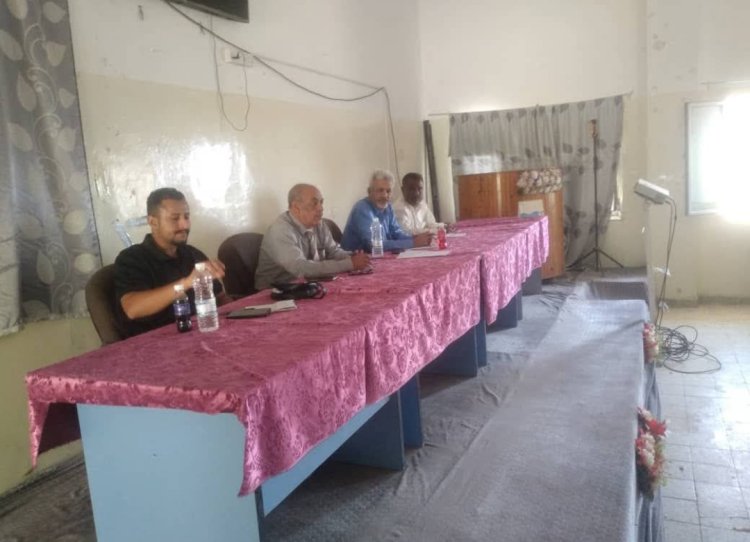 فريق التوجيه والرقابة الرئاسي يزور كلية التربية بجامعة أبين