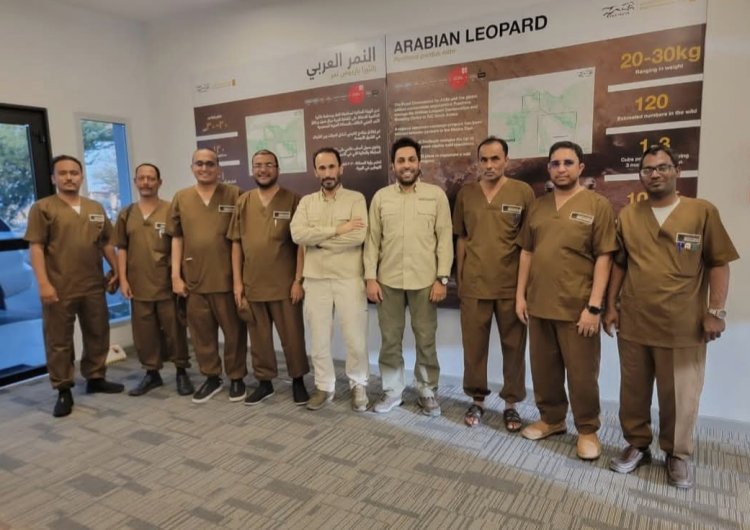 وفد من محافظة المهرة يشارك في ورشة عمل حول المحافظة على الحياة الفطرية وتكاثر النمر العربي.