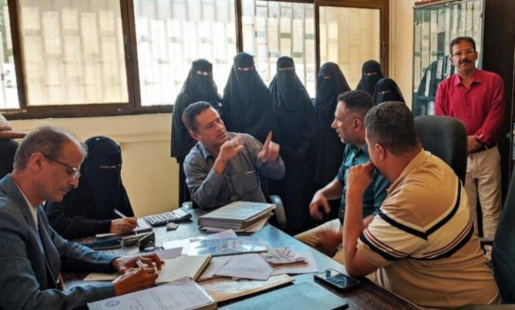 لجنة الشؤون الاجتماعية الوزارية تزور مركز جمعية رعاية وتأهيل الصم بمدينة خورمكسر