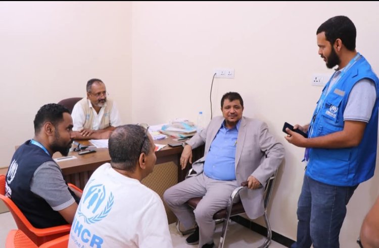 الأمين العام لمحلي المهرة يدشّن مشروع تجديد وثائق اللاجئين الصوماليين بالمحافظة