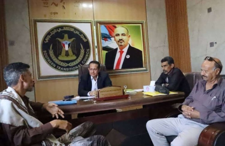 رئيس تنفيذية انتقالي لحج يلتقي مدير الأحوال المدنية بالحوطة