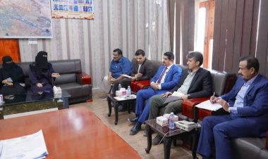 المحافظ بن الوزير يبحث مع مؤسسة شبوة لعلاج أمراض القلب سبل تعزيز التعاون والتنسيق المشترك