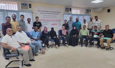 تحت إشراف مدير منظمة "Helpcode" .. اختتام الجلسات التدريبية لمدربي الفرق الشعبية بعدن.