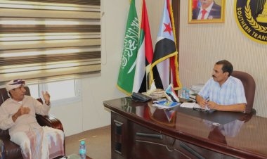 باتيس يؤكد دعم جهود انتقالي المكلا في تعزيز الحضور المجتمعي بالمديرية