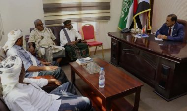 باتيس يبحث مع رئيس تنفيذية انتقالي يبعث سبل تعزيز العمل التنظيمي والمجتمعي بالمديرية