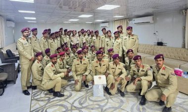 خريجو الدفعة الثالثة من كلية زايد العسكرية من أبناء حضرموت يتسلّمون شهادات تخرّجهم من قيادة التحالف العربي بالمكلا