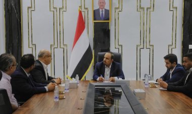 محافظ حضرموت يبحث مع وفد منظمة اليونيسكو تعزيز التعاون في حماية التراث الثقافي