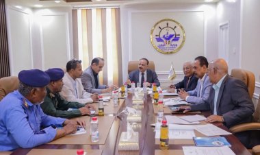 اجتماع اللجنة الوزارية العليا للتحقيق بحادثة احتراق حافلة نقل الركاب بطريق العرقوب