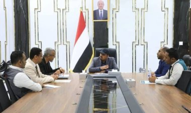 محافظ حضرموت يبحث مع قيادة مؤسسة العون التحضيرات لاحتضان المؤتمر الدولي "تضامن للتنمية 3" وتوافق "رؤية 2026" مع خطة السلطة المحلية