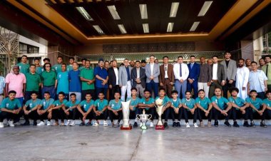 المحافظ لملس يستقبل فريق وحدة عدن المتوّج ببطولة دوري عدن الممتاز ويؤكد دعمه لاستمرار النشاط الرياضي