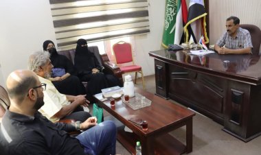 باتيس يشيد بجهود عيادة ابن الوليد الخيرية في خدمة أبناء ديس المكلا