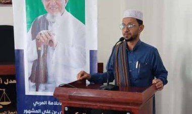 رئيس مؤسسة الصفوة يشارك في حفل افتتاح المحكمة الصورية والمكتبة العلمية ومعمل الحاسوب بجامعة الوسطية بعدن