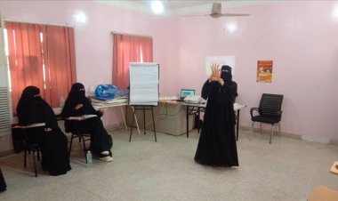 مدير عام صحة لحج يفتتح دورة تأهيل متطوعات التثقيف الصحي حول الأمراض الوبائية   