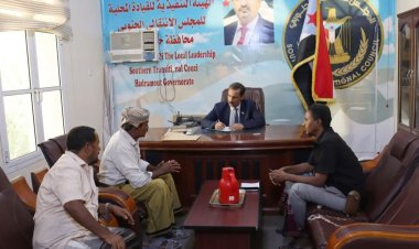 القائم بأعمال رئيس تنفيذية انتقالي حضرموت يؤكد دعمه لمطالب المزارعين