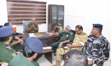 بتوجيهات مدير الأمن العام.. العقيد الدقيل يعقد اجتماعًا بالإدارات الأمنية المختصة ويناقش عدد من القضايا الهامة