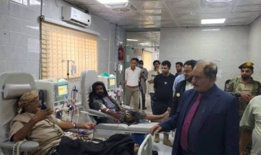 محافظ الضالع يزور مركز الغسيل الكلوي ويطّلع على أحوال المرضى