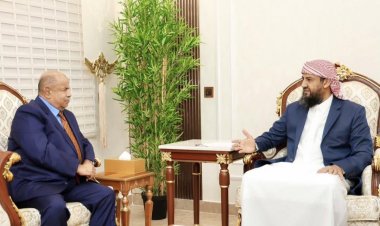 المحرّمي يناقش مع محافظ حضرموت مستجدات الأوضاع ومساعي تعزيز الاستقرار