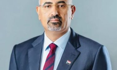 القوات الجنوبية تنهئ الرئيس الزُبيدي بذكرى عيد الاستقلال