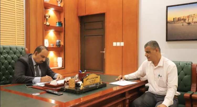 محافظ حضرموت يوجه بدراسة مشاريع تنموية في مديرية غيل باوزير والترتيب لاستلام مشروع الحاجز المائي بوادي (جَدْ)