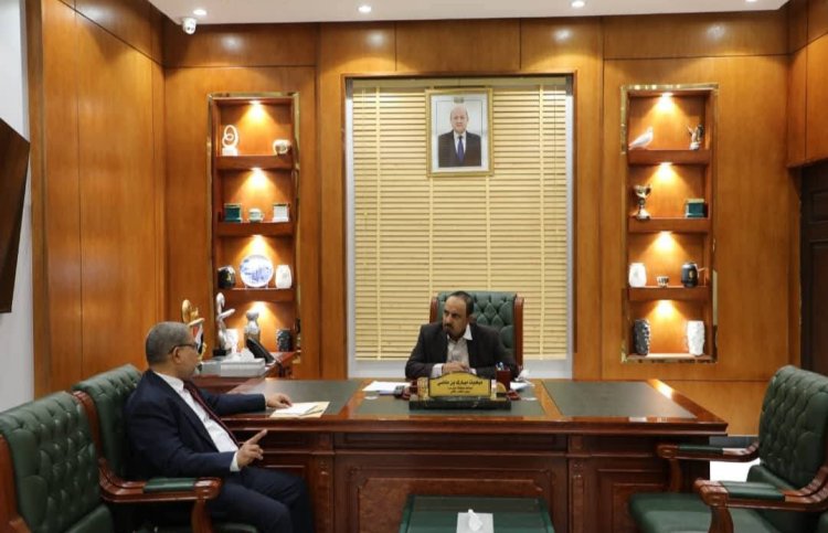 المحافظ بن ماضي ورئيس جامعة حضرموت يناقشان جملة نشاطات أكاديمية وبحثية لتطوير التعليم الأكاديمي بالجامعة