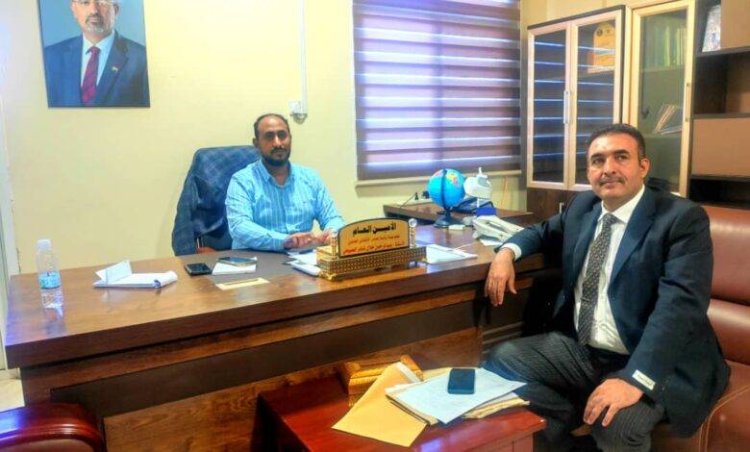 أمين عام المجلس الانتقالي يلتقي وكيل محافظة أبين