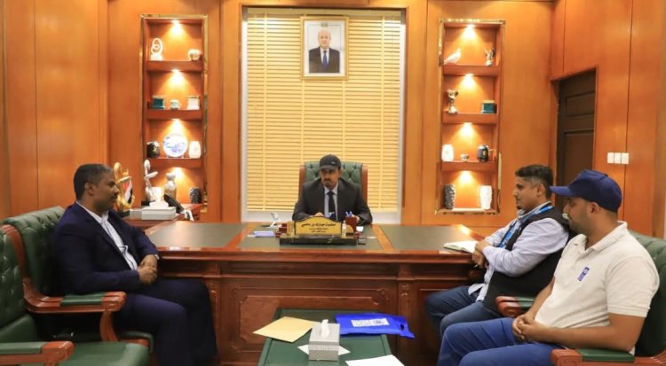 محافظ حضرموت يطلع على مخرجات مشروع تحسين الوصول إلى العدالة للنساء والفتيات
