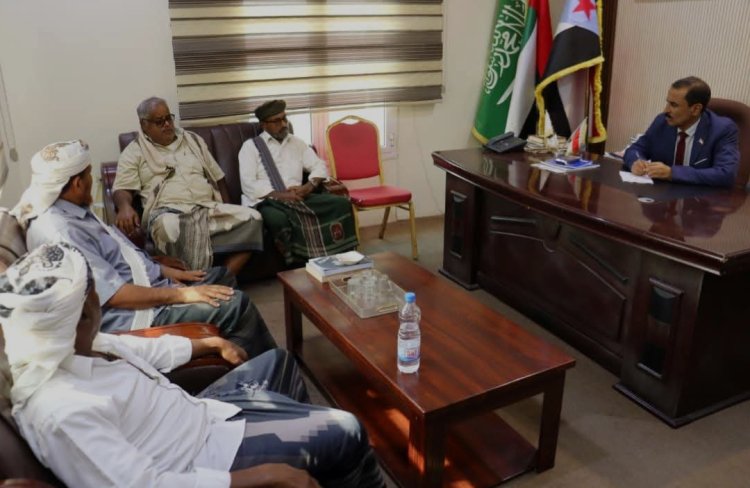 باتيس يبحث مع رئيس تنفيذية انتقالي يبعث سبل تعزيز العمل التنظيمي والمجتمعي بالمديرية
