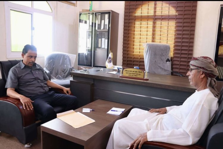 رئيس تنفيذية انتقالي سقطرى يبحث مع نقابة هيئة التدريس آليات إنشاء منسقية الجامعات بالمحافظة