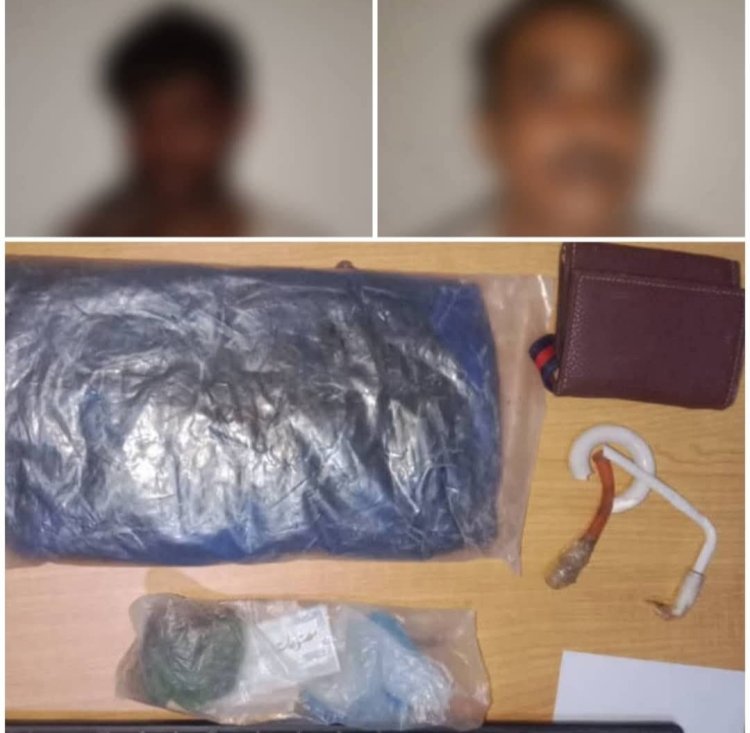 إدارة مكافحة المخدرات بالمهرة تُلقي القبض على اثنين من أخطر مروّجي المواد الممنوعة