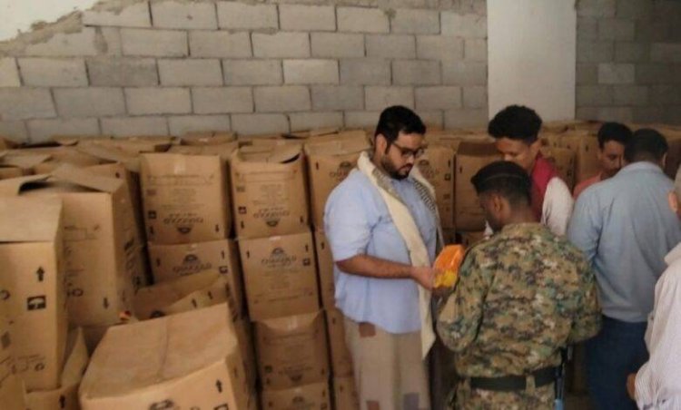 ضبط مستودع يزوّر تواريخ صلاحية منتجات غذائية في فوه بحضرموت