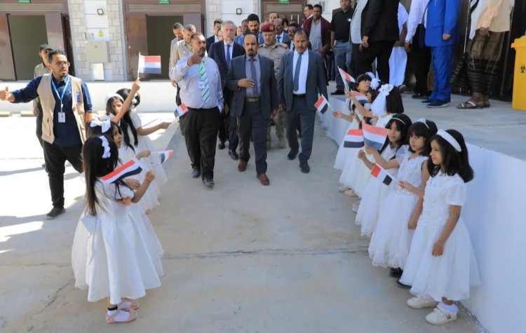 محافظ حضرموت يفتتح "مركز الصادرات الزراعية"  بتريم لتعزيز الصادرات وتحسين سبل عيش أكثر من 27 ألف مزارع و1000 مُصدّر محلي