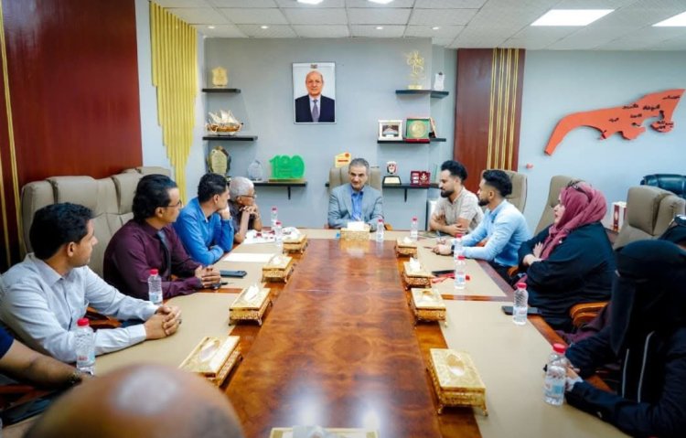 لملس يطلع على الاستعدادات لتنظيم مهرجان عدن للشعوب والتراث الدولي