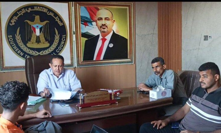 رئيس انتقالي لحج يلتقي رئيس مؤسسة طموحات شباب