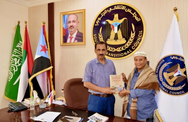 باتيس يشيد بجهود الباحث الصحفي خالد مدرك في توثيق تاريخ حضرموت ورموزها