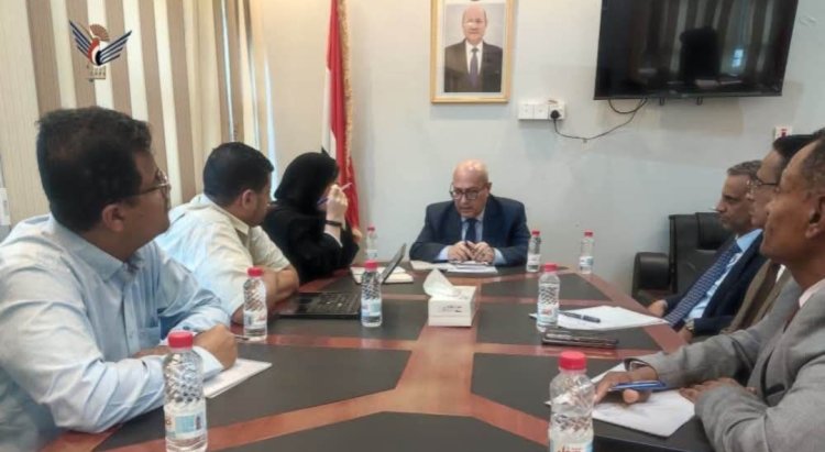 وزير الإدارة المحلية يبحث مع منظمة اليونيسيف برامج تنمية السلطات المحلية