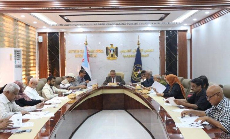 مجلس المستشارين يقف أمام آخر التحضيرات للاحتفاء بذكرى نوفمبر ويثّمن الدعم النوعي والسخي لدولة الإمارات العربية