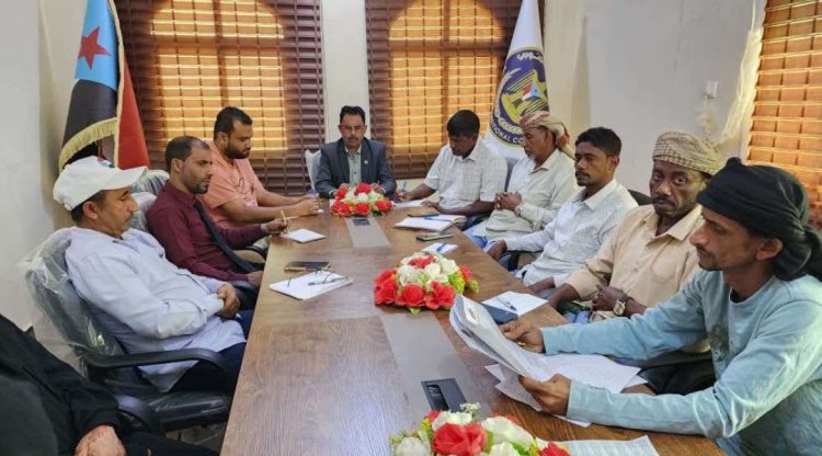 تنفيذية انتقالي سقطرى تستعرض ترتيبات الاحتفاء بذكرى عيد الاستقلال 30 نوفمبر