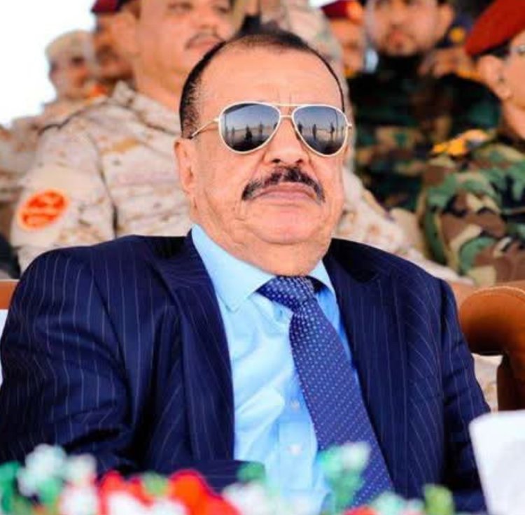 عاجل.. اللواء بن بريك يؤكد أن هيكلة حلف قبائل حضرموت يهدف إلى تدوير رئاسته على أساس منصف. 