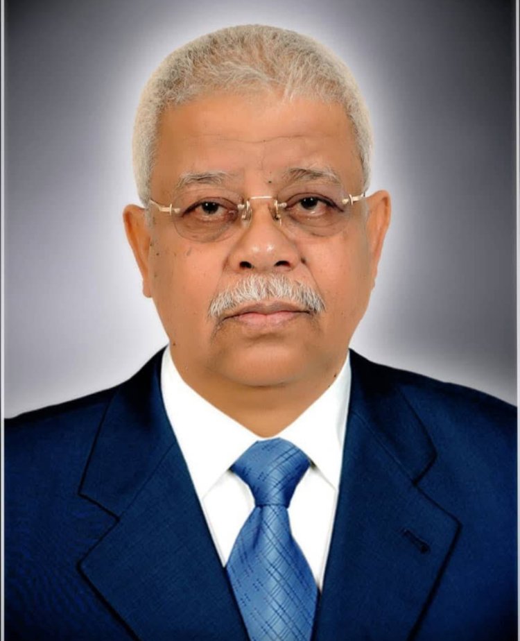 محافظ حضرموت ينعي الهامة الوطنية والأكاديمية البروفيسور عبدالرحمن محمد عبدالقادر بامطرف