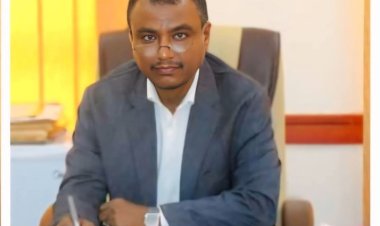 العميد الوالي يعزي في وفاة القاضي صالح محسن باشافعي