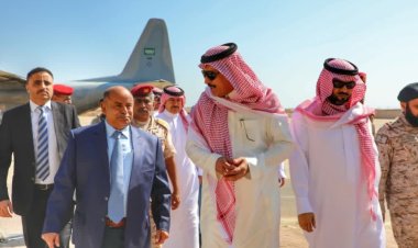 محافظ حضرموت يستقبل وفدًا أمنيًا وعسكريًا رفيع المستوى من المملكة العربية السعودية الشقيقة