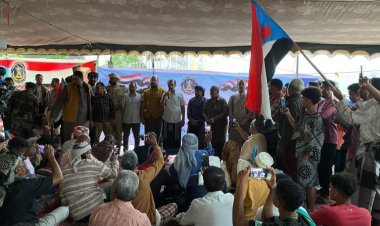 استجابة لدعوة انتقالي حضرموت.. أبناء المحافظة يدشّنون مخيم اعتصام شعبي واسع بالمكلا