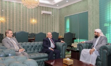 المحرّمي يلتقي محافظ البنك المركزي ويؤكد دعم جهود الاستقرار النقدي